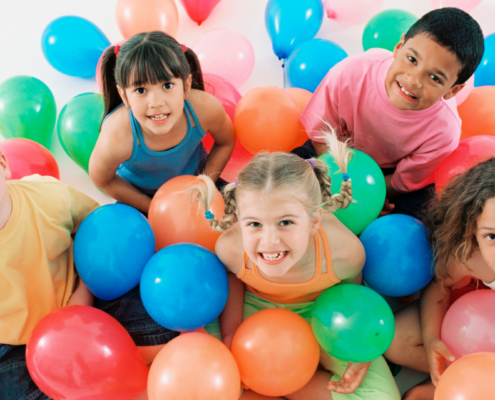 Blog Kinderyoga, glückliche Kinder, Gedächtnis und Konzentration stärken